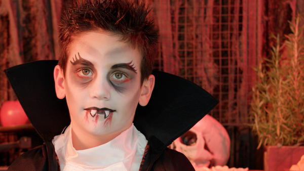 Halloween Maquillaje de Drácula | Lidl