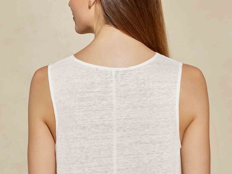 Camiseta con escote profundo de pico blanca para mujer