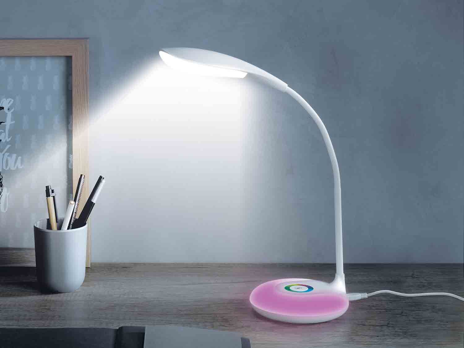 Lámpara LED de escritorio con luz en la base