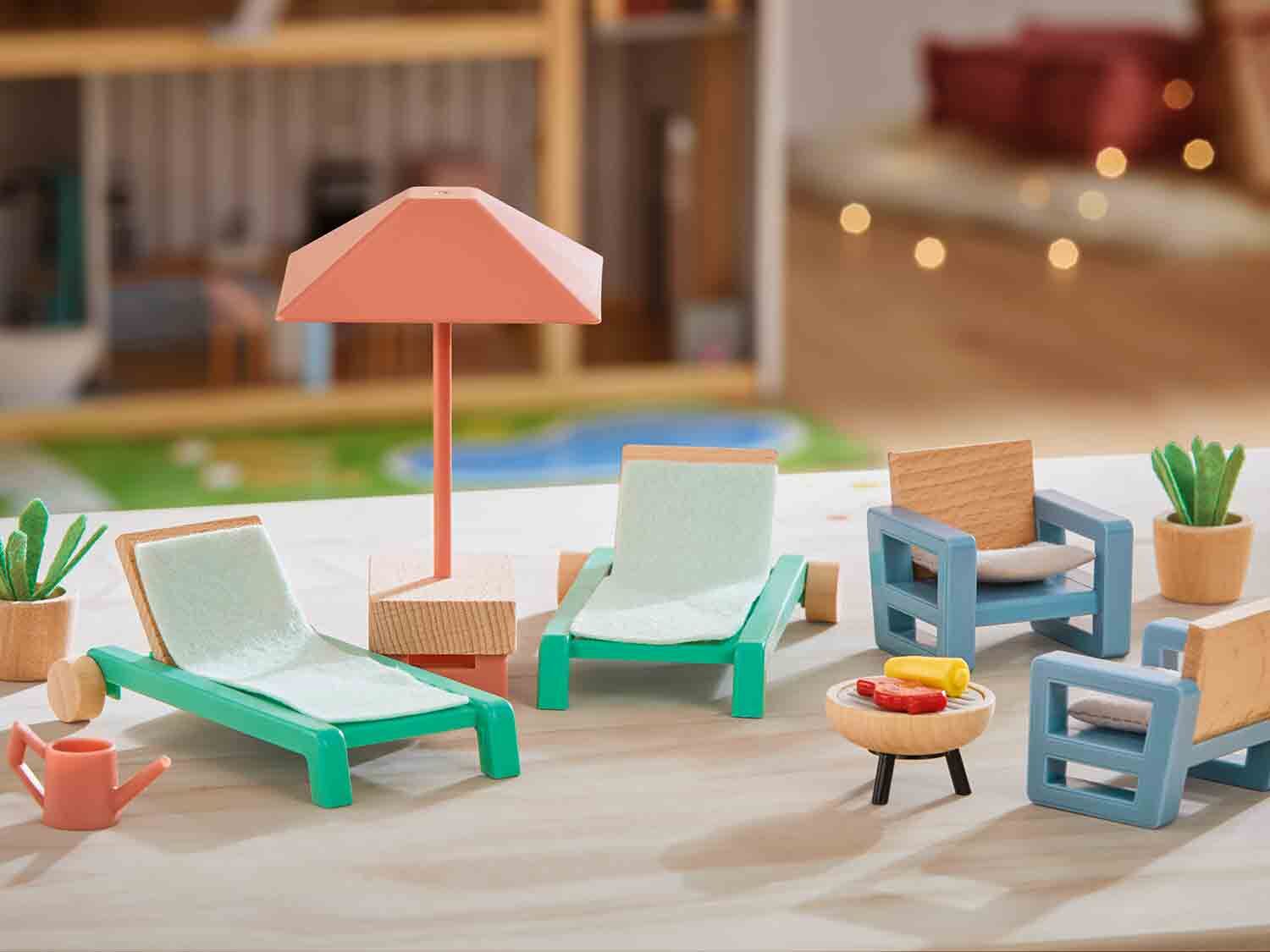 Muebles de jardín para casa de muñecas