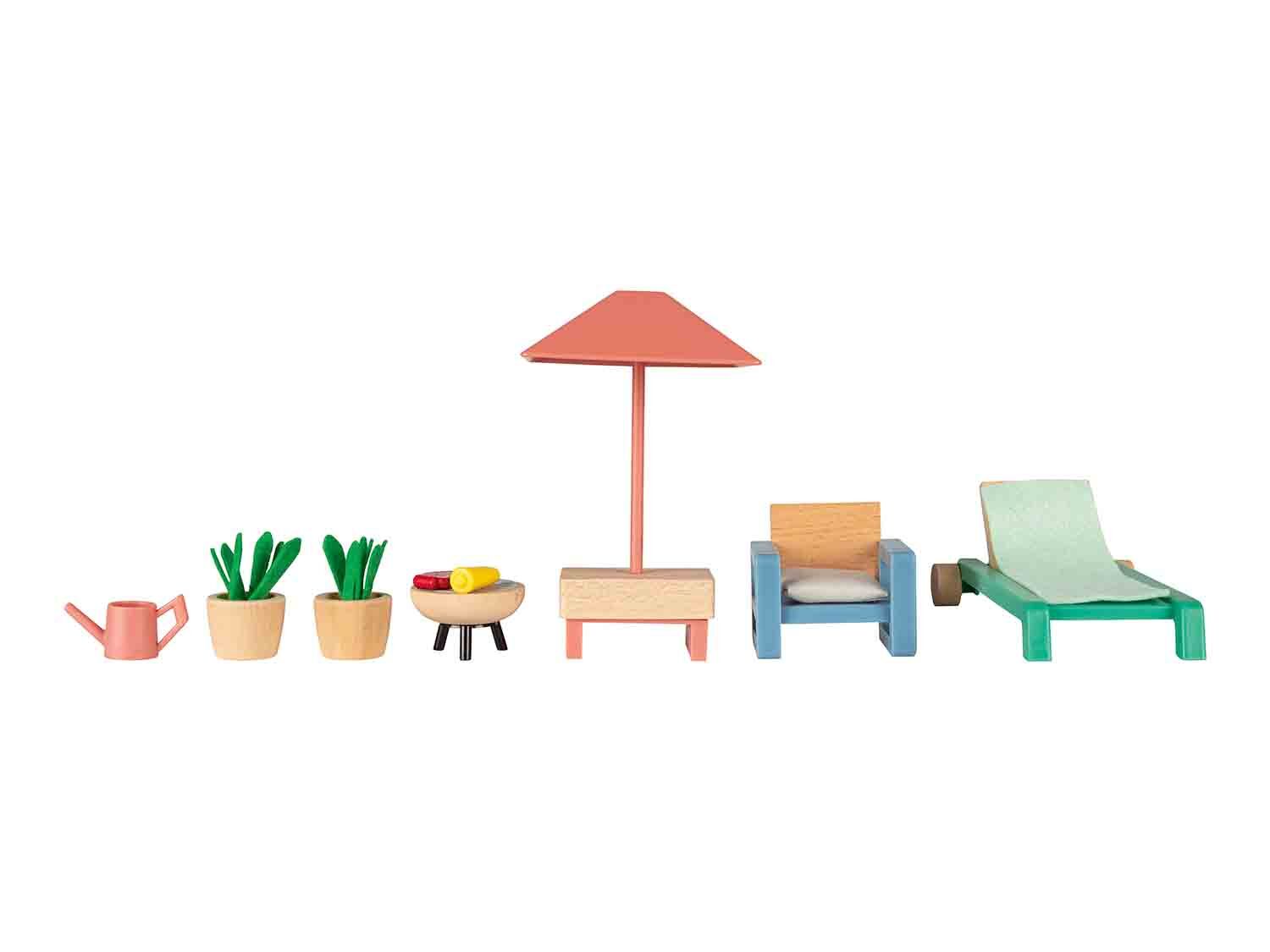 Muebles de jardín para casa de muñecas