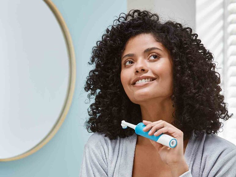 Oral-B cepillo de dientes eléctrico con 2 cabezales